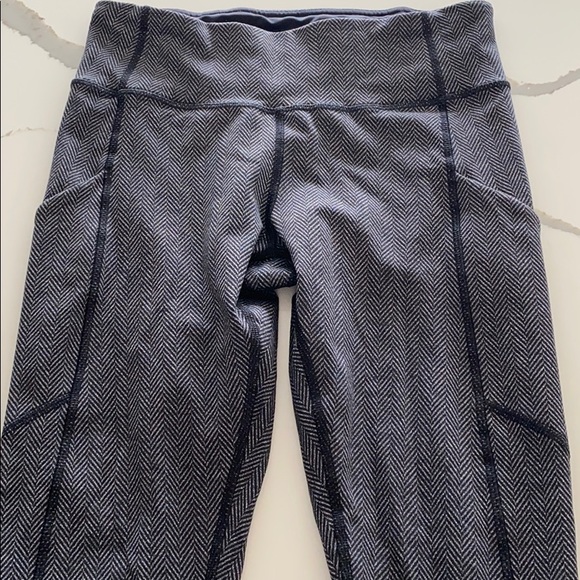 Lululemon running pant herringbone size 6 - Picture 4 of 7